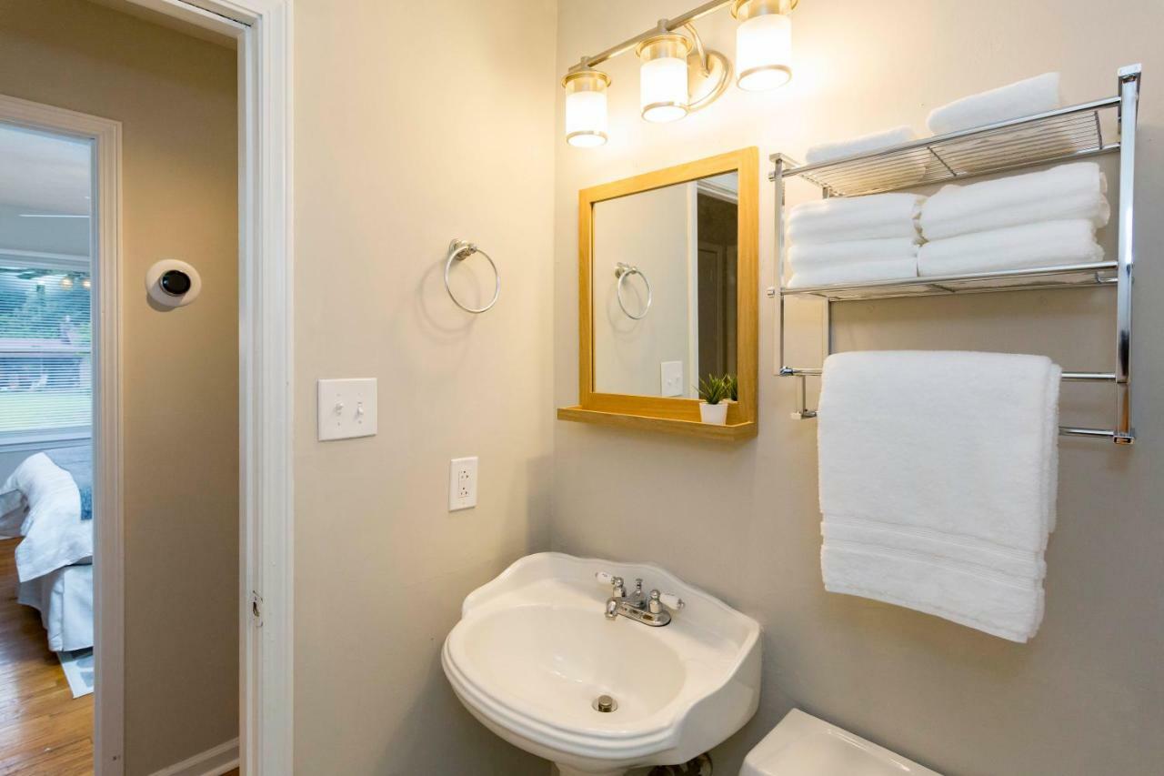Luxury Home W/Gameroom Kingsizebed Near Six Flags Austell Exteriör bild