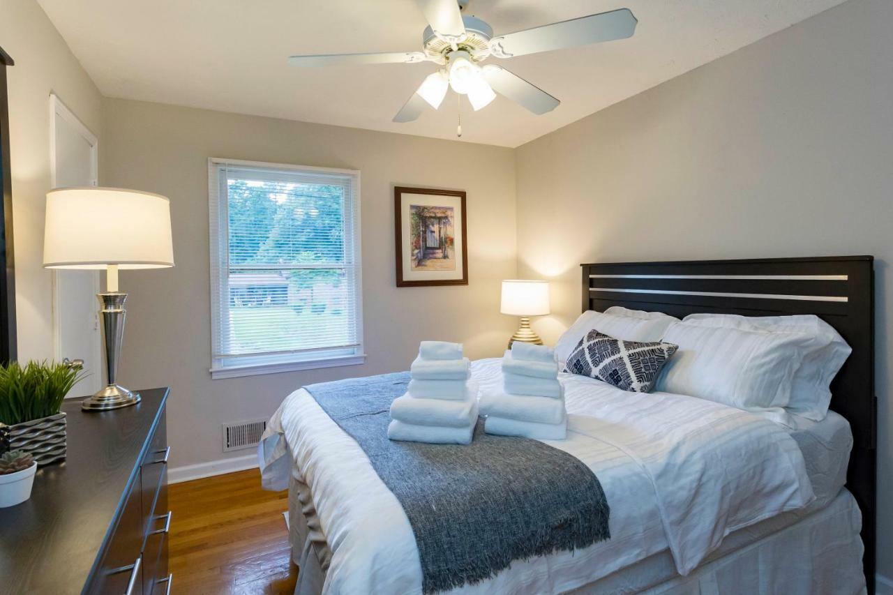 Luxury Home W/Gameroom Kingsizebed Near Six Flags Austell Exteriör bild